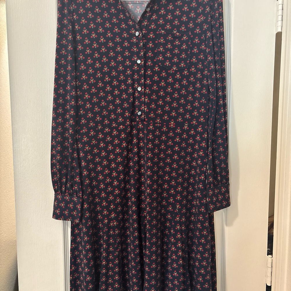 Elegant Navy and Red Patterned Brooks Brothers Dress